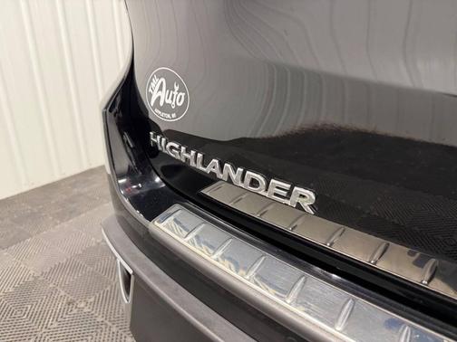 2018 Toyota Highlander Limited Platinum