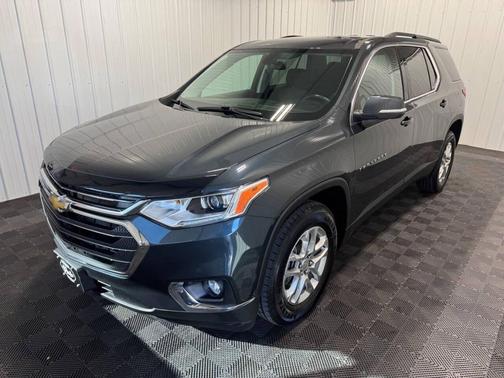 2021 Chevrolet Traverse LT Cloth
