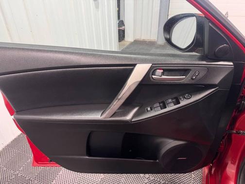 2012 Mazda Mazda3 s Grand Touring