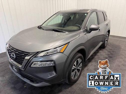 Boulder Gray Pearl/Super Black 2023 Nissan Rogue SV