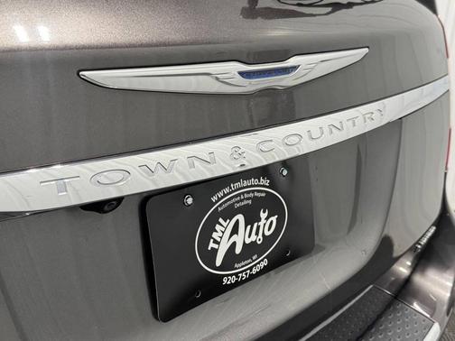 2016 Chrysler Town & Country Limited