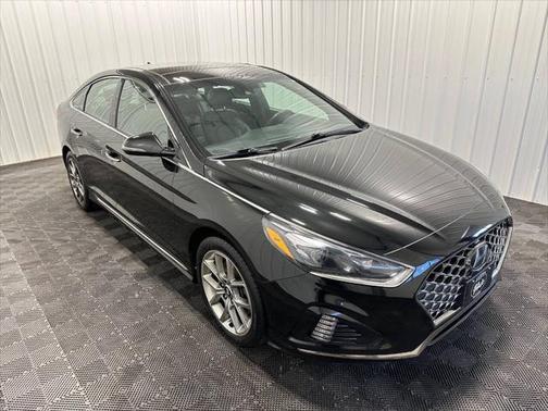 2019 Hyundai SONATA Limited 2.0T