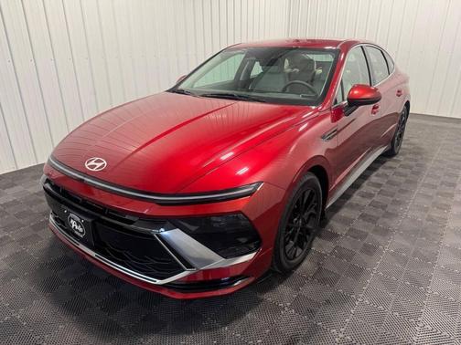 Ultimate red 2025 Hyundai SONATA SEL