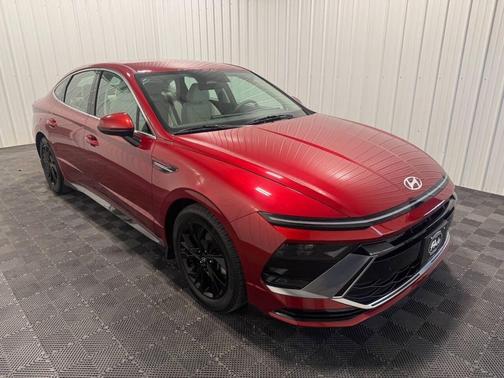 Ultimate red 2025 Hyundai SONATA SEL