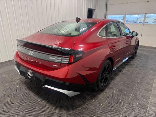 Ultimate red 2025 Hyundai SONATA SEL