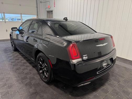 2019 Chrysler 300 S