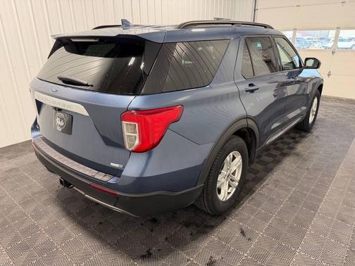 Atlas Blue 2020 Ford Explorer XLT