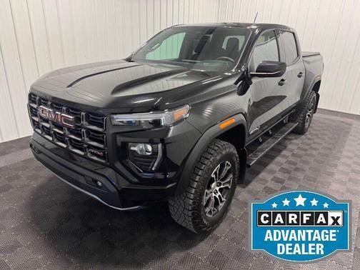 2023 GMC Canyon AT4