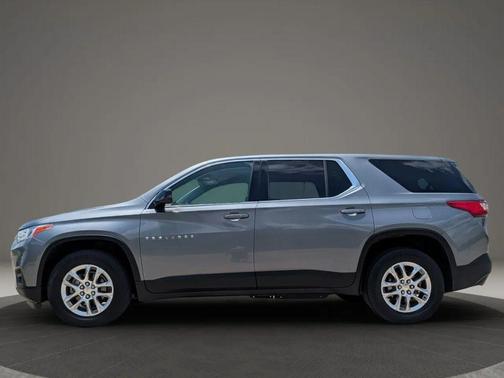 Gray 2019 Chevrolet Traverse LS