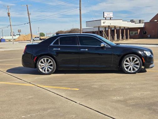 2020 Chrysler 300 Limited