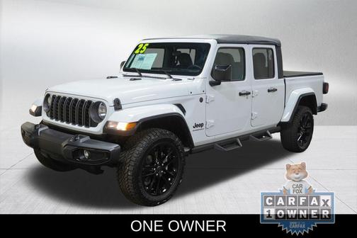 2025 Jeep Gladiator Nighthawk