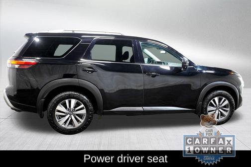 Super Black 2022 Nissan Pathfinder SL 4WD
