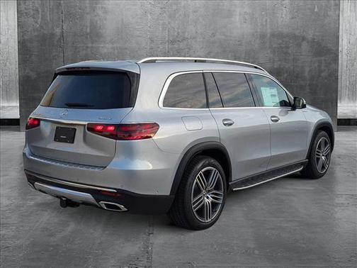 2025 Mercedes-Benz GLS 450 4MATIC