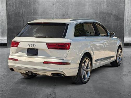 2019 Audi Q7 55 Prestige