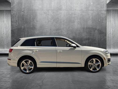 2019 Audi Q7 55 Prestige