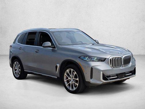 Skyscraper Grey Metallic 2025 BMW X5 sDrive40i