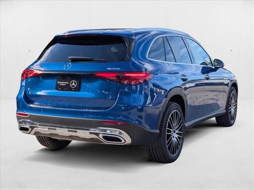 2026 Mercedes-Benz GLC 300 4MATIC