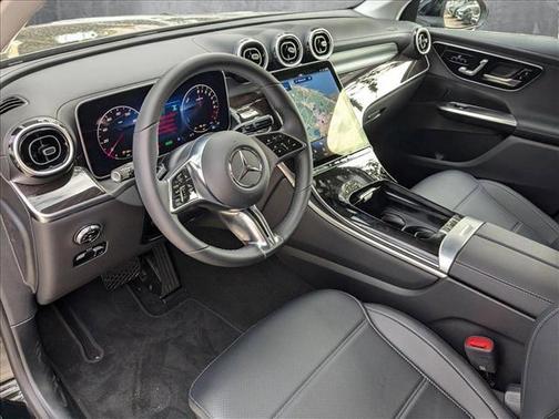 2025 Mercedes-Benz GLC 350e Base