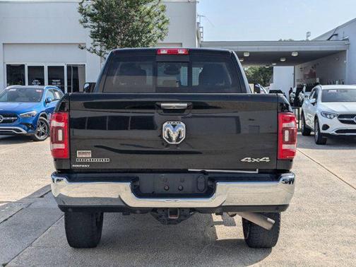 2019 RAM 2500 Big Horn Crew Cab 4x4 6'4' Box