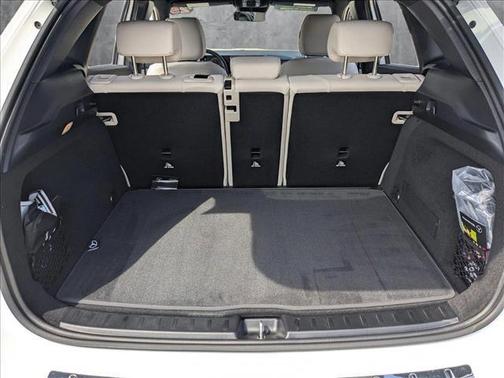 2025 Mercedes-Benz GLA 250 Base