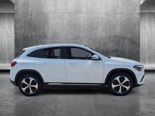 2025 Mercedes-Benz GLA 250 Base
