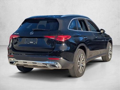 2025 Mercedes-Benz GLC 300 Base
