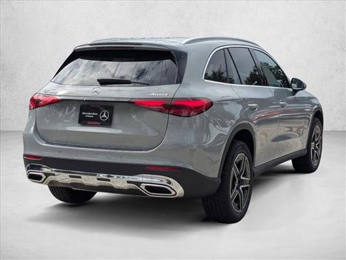 2026 Mercedes-Benz GLC 300 4MATIC