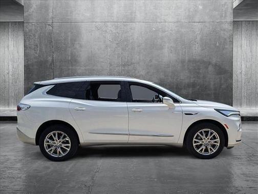 2024 Buick Enclave Essence FWD