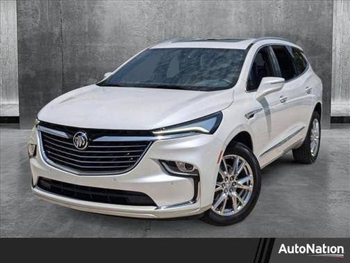 2024 Buick Enclave Essence FWD