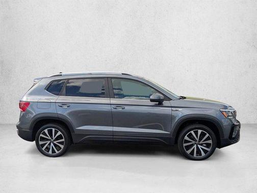 Gray 2023 Volkswagen Taos 1.5T SE