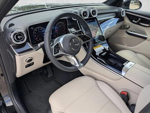 2026 Mercedes-Benz GLC 300 4MATIC