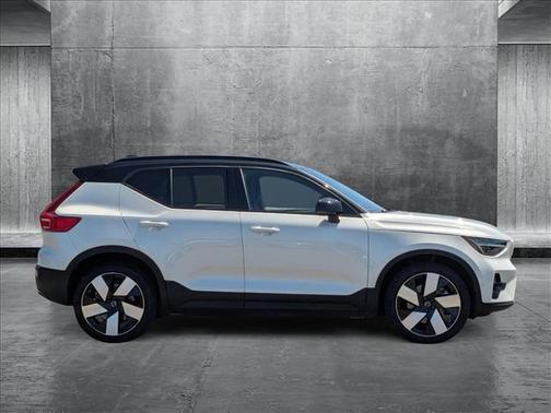 2023 Volvo XC40 Recharge Pure Electric Twin Ultimate