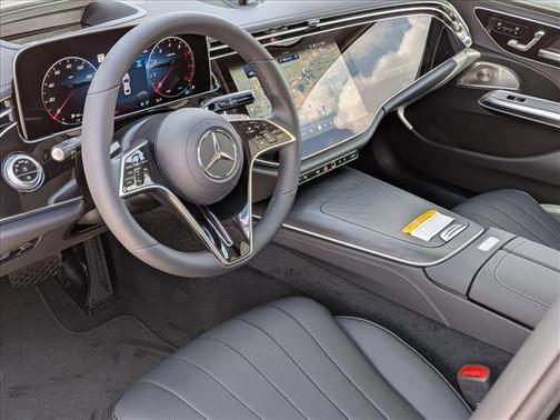 Obsidian Black Metallic 2026 Mercedes-Benz E-Class 4MATIC