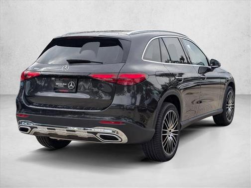 2026 Mercedes-Benz GLC 300 Base
