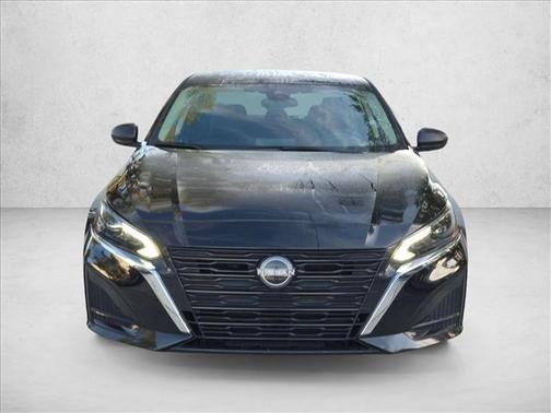 Super Black 2025 Nissan Altima SV FWD
