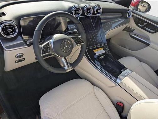 2026 Mercedes-Benz GLC 300 4MATIC