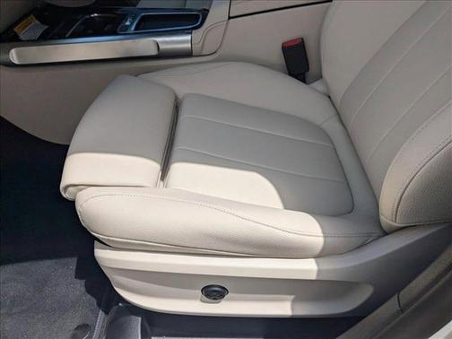 2025 Mercedes-Benz GLB 250 Base