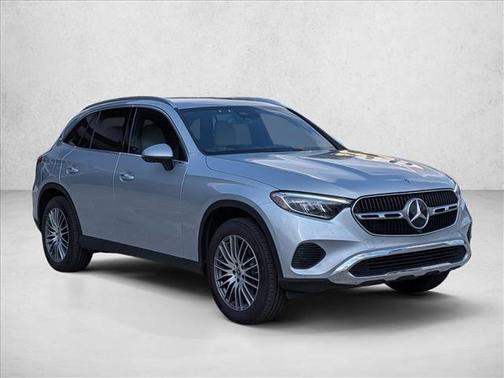 Cirrus Silver Metallic 2026 Mercedes-Benz GLC 300 Base