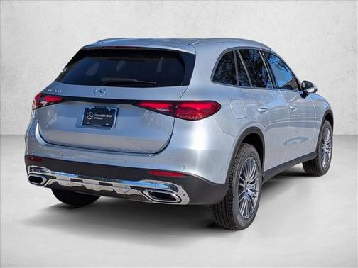 Cirrus Silver Metallic 2026 Mercedes-Benz GLC 300 Base