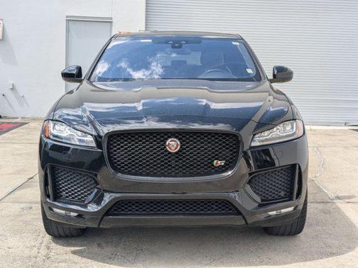 2018 Jaguar F-PACE S
