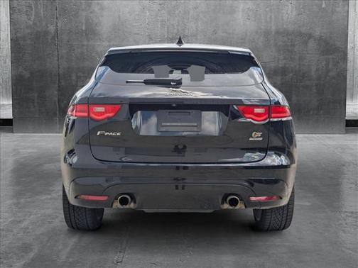2018 Jaguar F-PACE S