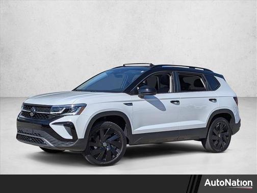 2024 Volkswagen Taos 1.5T SE Black