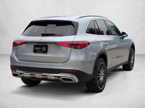 2026 Mercedes-Benz GLC 300 4MATIC