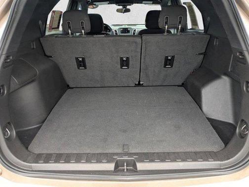 Sandy Ridge Metallic 2019 Chevrolet Equinox 1LT