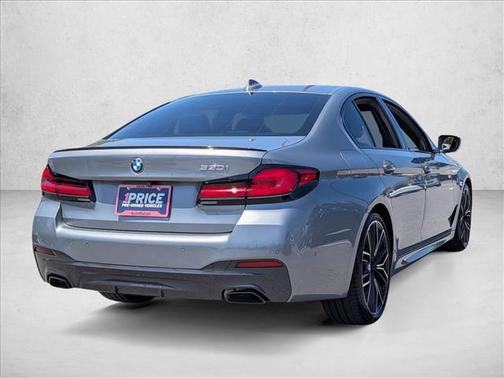 Skyscraper Gray Metallic 2023 BMW 530 i