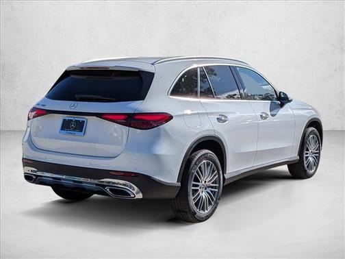 Polar White 2026 Mercedes-Benz GLC 300 Base