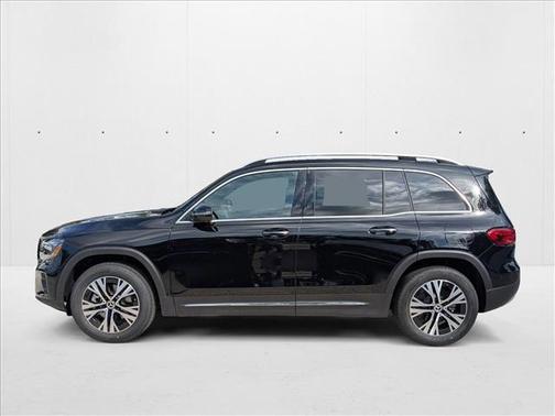 2025 Mercedes-Benz GLB 250 4MATIC