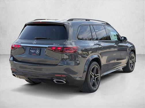 2026 Mercedes-Benz GLS 450 4MATIC