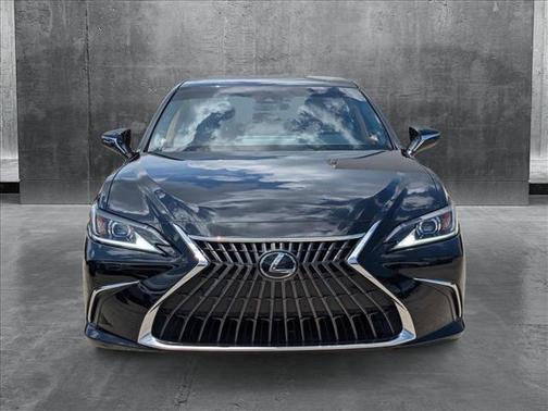 2022 Lexus ES 350 Base