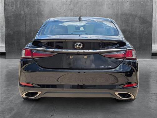 2022 Lexus ES 350 Base